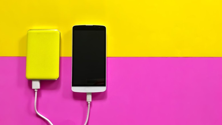 powerbank-kiedysieprzydaje1 (1)