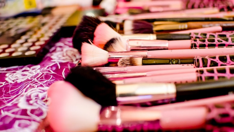 makeup-brushes-6492997_960_720