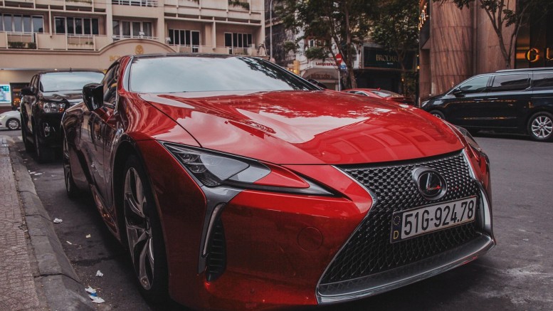 lexus-5844956_1280